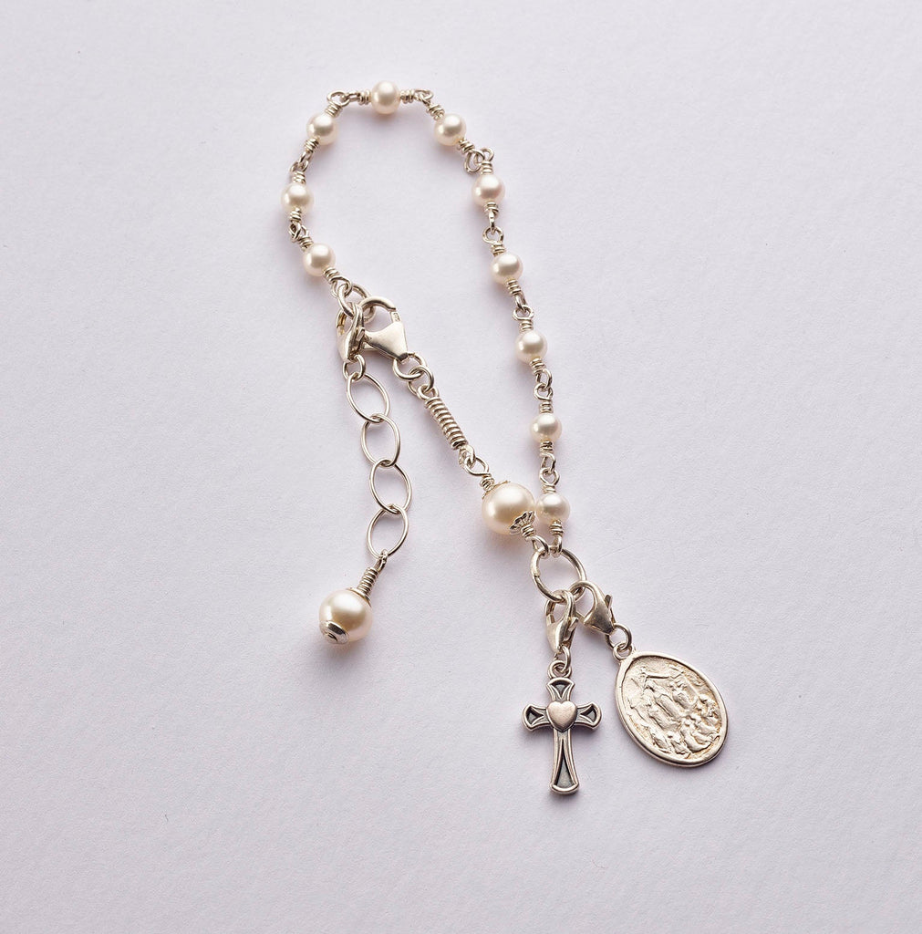 COMMUNION Rosary Bracelet (Knock): Sterling Silver with Freshwater Pearl